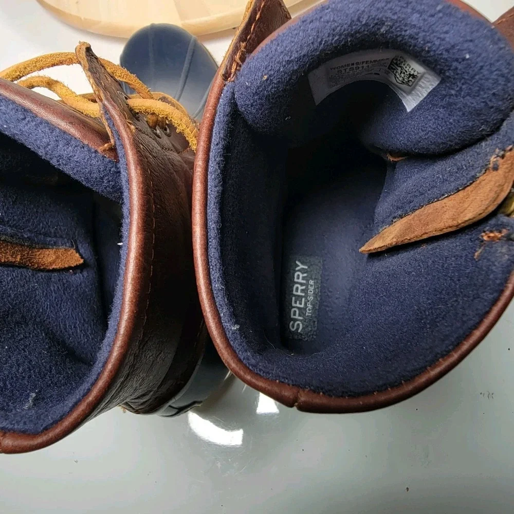 Sperry Saltwater Duck Boots Navy Blue And Brown Women Size 8
